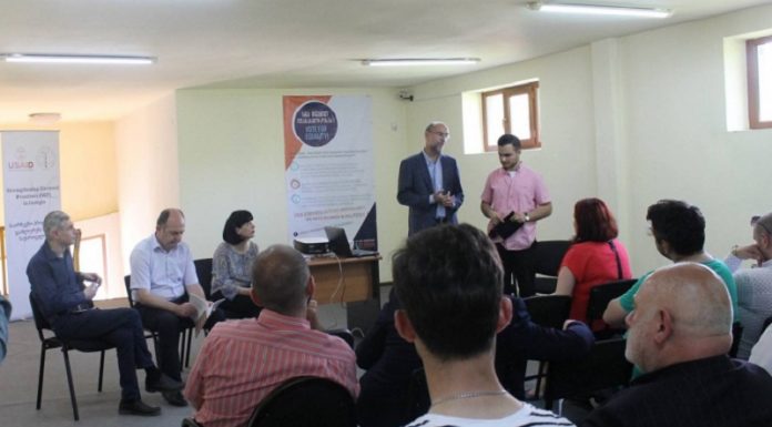 მამაკაცებმა ქალთა პოლიტიკურ გაძლიერებაზე იმსჯელეს