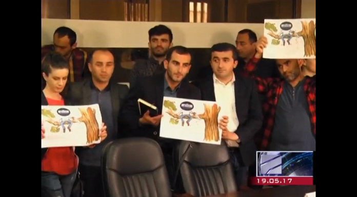 პროტესტის მიუხედავად, თვითმმართველ ქალაქებს მაინც აუქმებენ