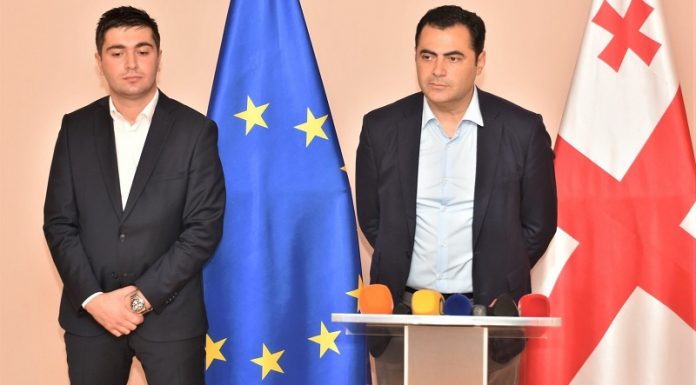 გუშინდელი უარყოფის მიუხედავად, სამეგრელო-ზემო სვანეთის სახელმწიფო რწმუნებულის 2 მოადგილე გაათავისუფლეს