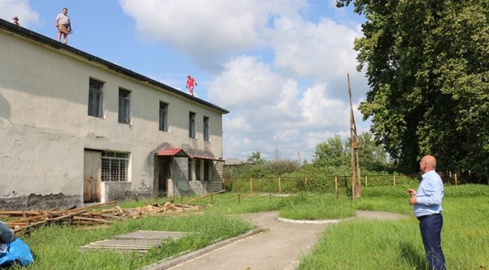 ხობის სოფლებში საბავშვო ბაღისა და სკოლების რეაბილიტაცია მიმდინარეობს