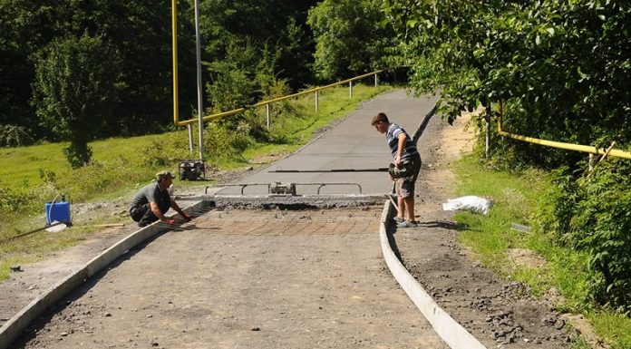 ზესტაფონში ქველეთუბნის გზის რეაბილიტაცია პირველად მიმდინარეობს