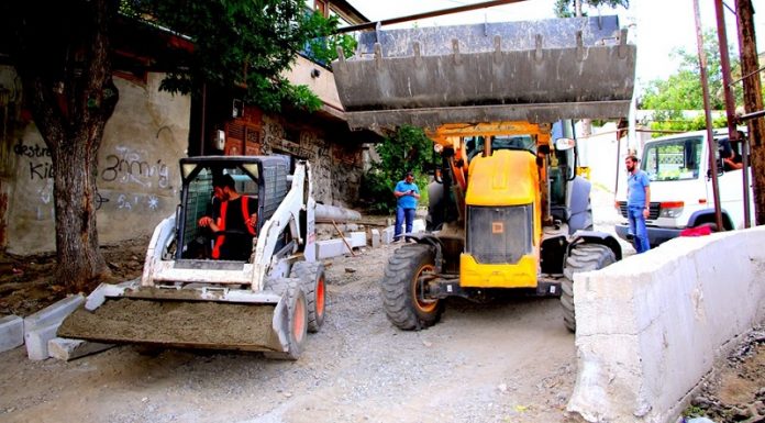 ჩუღურეთის რაიონში აგარის ქუჩაზე საგზაო სამუშაოები მიმდინარეობს