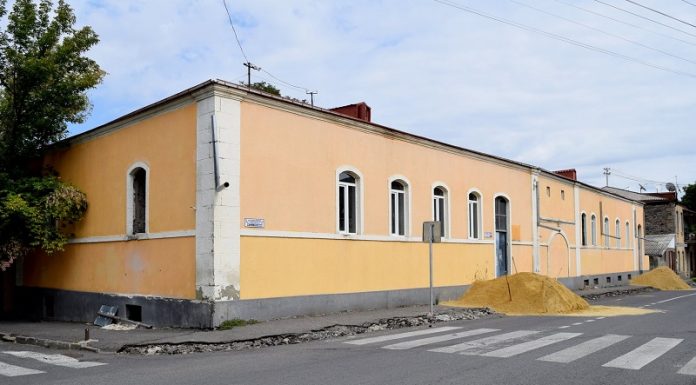 ახალციხეში გასული საუკუნის დასაწყისში აშენებულ ბაღს რეაბილიტაცია პირველად უტარდება