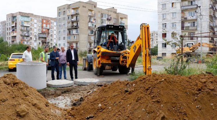 საბურთალოს რაიონში 10 მისამართზე წყალარინების ქსელს აწესრიგებენ
