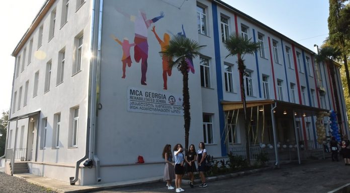 დარჩელში რეაბილიტირებული პირველი საჯარო სკოლა გახსნეს