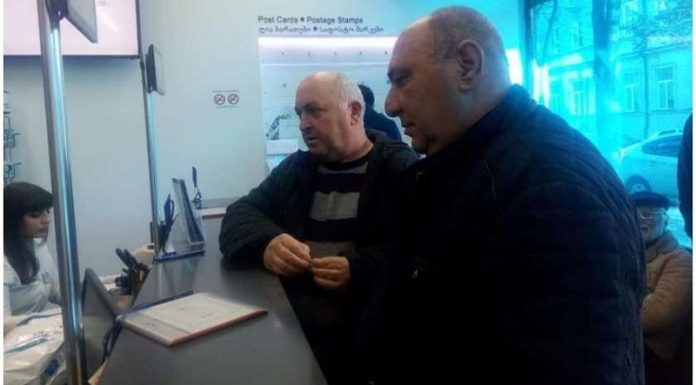 გოგი წულაიამ “ქართულ ოცნებას“ სელპაკი და ვაზელინი გაუგზავნა
