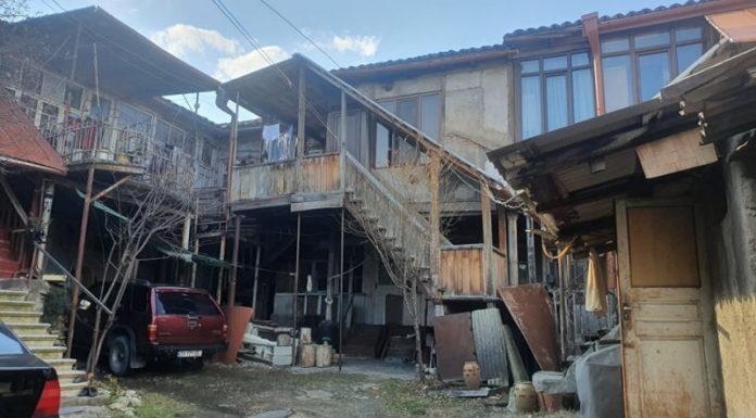 თელავის ისტორიული სახლები შველას საჭიროებს