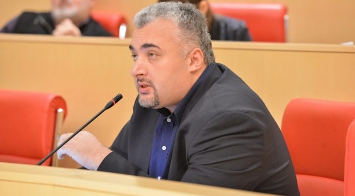 კაპანაძე: სრულიად გაუგებარია, რა პრეტენზიებს უყენებს გიორგი გახარია ოპოზიციას