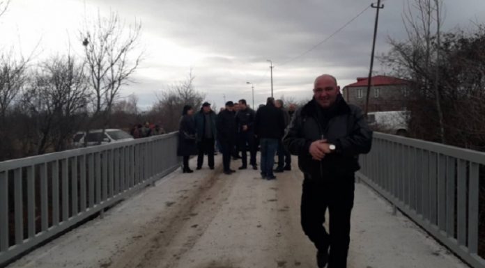 გორის სოფელ ქიწნისში გაიხსნა ხიდი, რომელიც 2 სოფელს ერთმანეთთან აკავშირებს