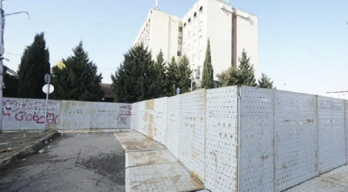 საარჩევნო სიის ანულირების მოთხოვნით, ცესკოს ამ დროისთვის ხუთმა ოპოზიციურმა ძალამ მიმართა