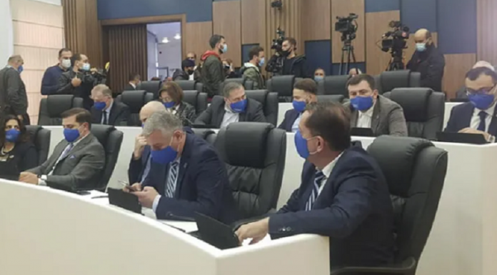 აჭარის უმაღლესმა საბჭომ ფრაქციების და კომისიების თავმჯდომარეები აირჩია