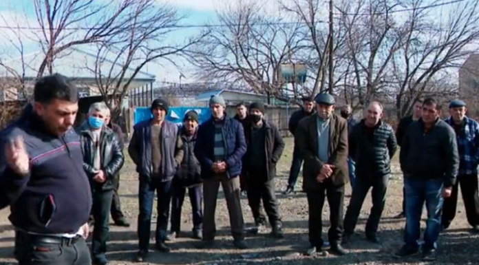 აქცია მარნეულის სოფელ დაშტაფაში – მოსახლეობა პრობლემების მოგვარებას ითხოვს