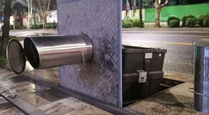 ჭავჭავაზეზე “ჭკვიანმა ურნებმა” წვიმას ვერ გაუძლო