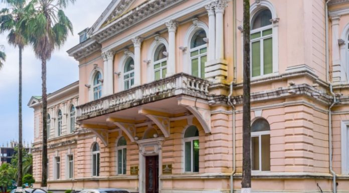 ბათუმის საკრებულოში „ნაციონალური მოძრაობის“ წევრები ბოიკოტს აცხადებენ