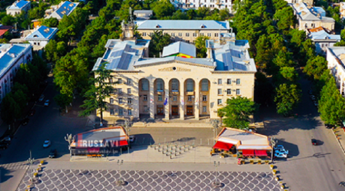 რუსთავის საკრებულომ, რუსთავი-თბილისის მიმართულებით მგზავრობის ტარიფი, რომელიც 5 თვის წინ შეიცვალა, არ დაამტკიცა