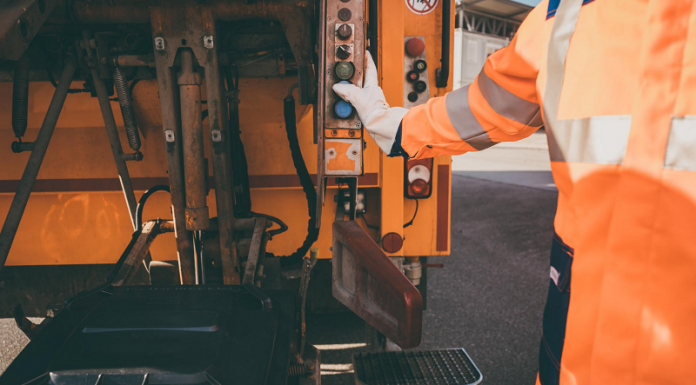 მარნეულის მერიამ ახალი ნაგავმზიდი მანქანის შესაძენად ტენდერი გამოაცხადა