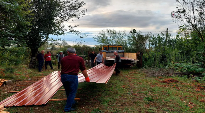 ხობის მერია: ხობის მუნიციპალიტეტში მცხოვრებ სოციალურად დაუცველ ოჯახებს სამშენებლო მასალები ურიგდებათ