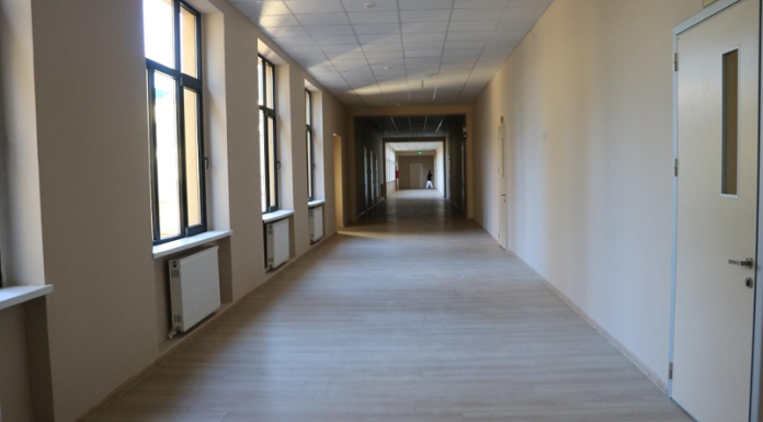 დუშეთში 700 მოსწავლეზე გათვლილი ახლადრეაბილიტირებული სკოლა გაიხსნა