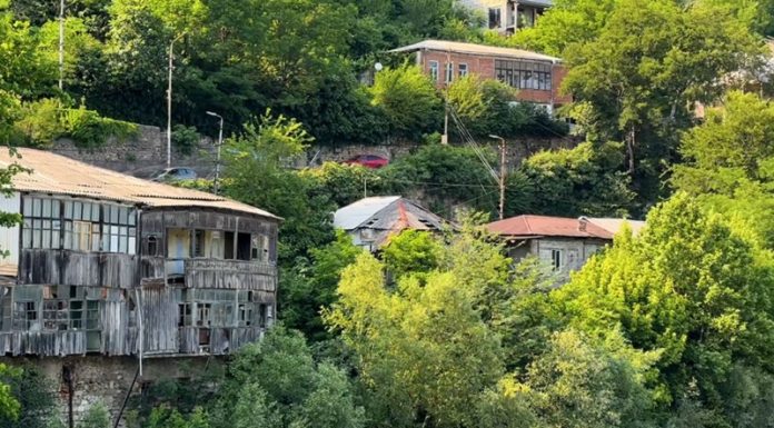 რამდენმა წყალმა ჩაიარა რიონისპირა სახლებთან